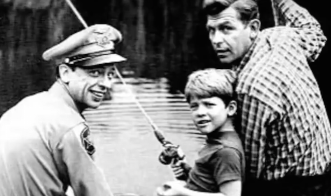 Men! Come join us on Tuesday, March 26th @ 6:30 pm for the 'Men's Mayberry Bible Study'!! We'll watch an episode of 'The Andy Griffith Show' & discuss the life lessons from it! 

It's buckets of FUN!

#BibleStudy #Church #MensGroup