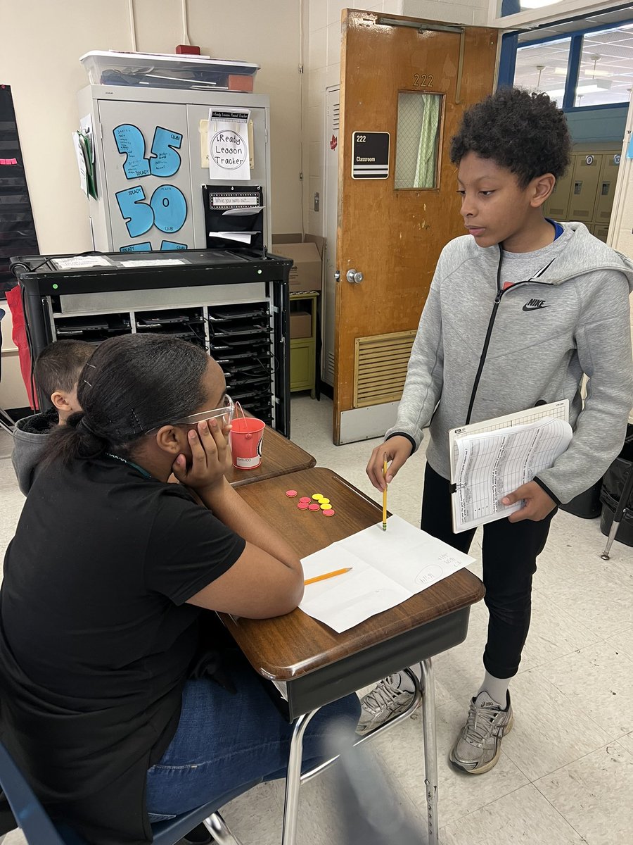 Today in Ms. Oddo’s class students took on the role of teachers to support their classmates in better understanding unit rate. @YPSMathDirector @ckingeducation @YonkersSchools