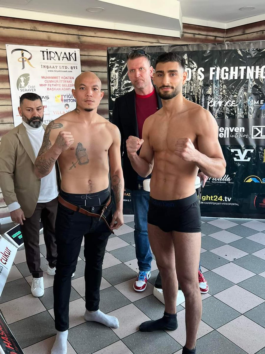 Auch Serhat Parlak (4-0) hat sein Gewicht geschafft und stellt sich dem gefährlichen Gegner Roberto Arriaza (19-9).

Powered by Derewa GmbH 

#boxen #ugro