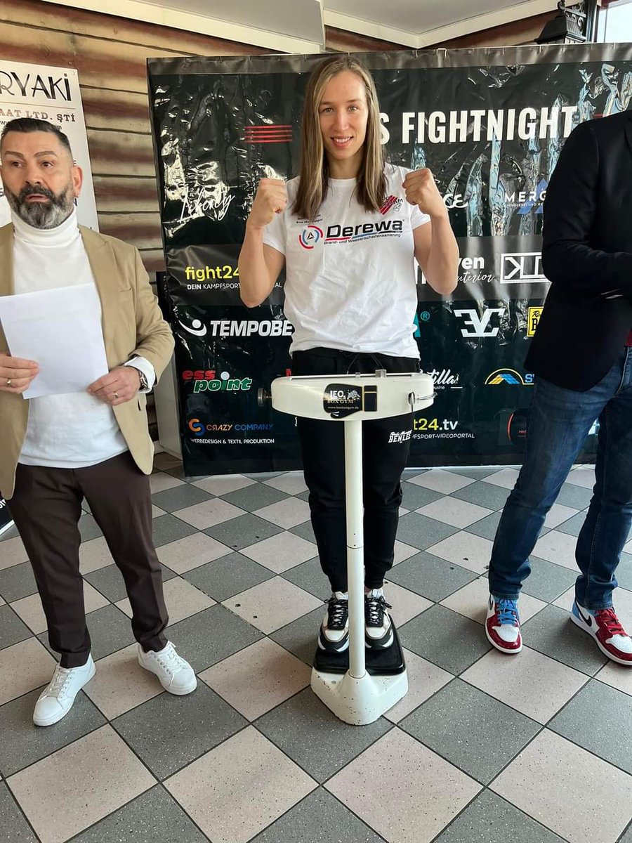 Mandy Böhm ist bereit für ihren Kampf morgen 🏆

Powered by Derewa GmbH 

#boxen