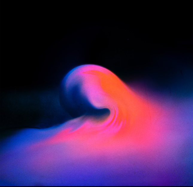 Makariband's tweet photo. Our new record, “Wave Machine” is finally out. This is our most proud body of work, we hope you love it as much as we loved making it. We would like to thank all of our friends, family, and fans who have stuck with us throughout the years. This album is for you. Thank you 💚🙏🌊 https://t.co/iynR976bH3
