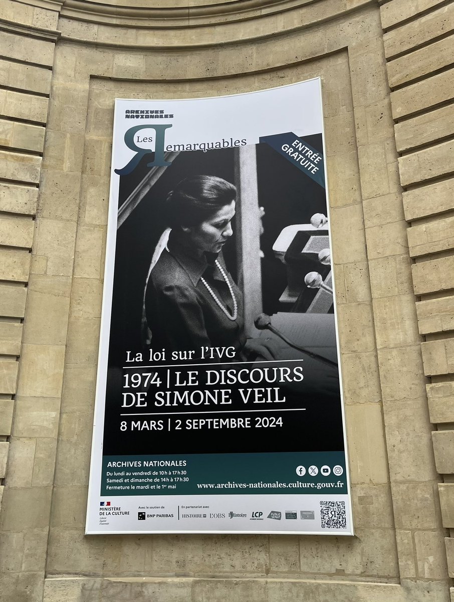 L’inauguration de l’exposition « La loi sur l’#IVG.  1974 - Le discours de Simone Veil » va bientôt commencer !
👉 Suivez notre fil d’actu à partir de 18h
#lesRemarquables #IvgConstitution