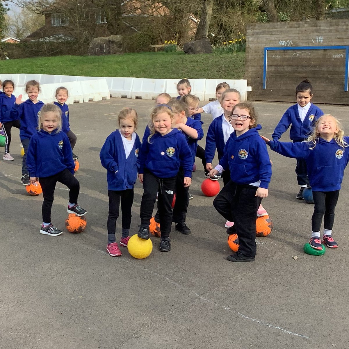 This afternoon all the girls from reception to Year 6 were invited to play football. We had a great afternoon! @southribbleSGO @Lionesses #LetGirlsPlay