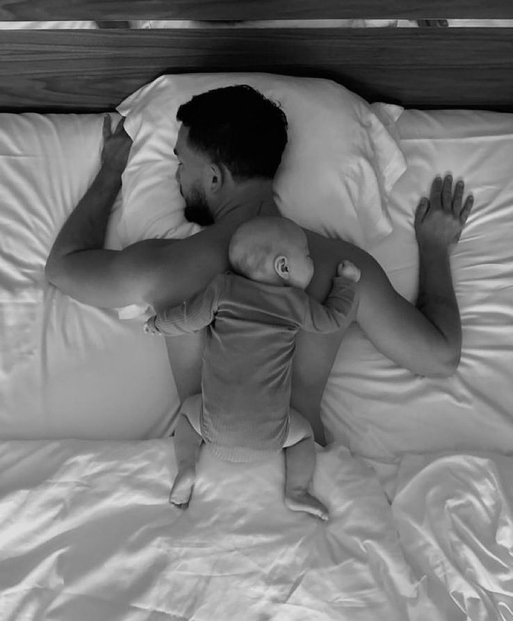 𝑂𝑛𝑒 𝑑𝑎𝑦 ♥️