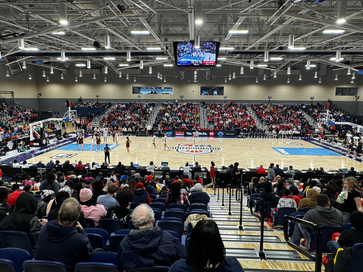 Thanks to the <a href="/A10WBB/">Atlantic 10 WBB</a> for having a fantastic Education Day and allowing <a href="/HenricoSchools/">Henrico Schools</a> to participate! Students from across the division that have excelled in behavior, academics &amp; attendance were able to attend as part of a PBIS Incentive! #A10WBB #MTSSWorks #PBISInAction
