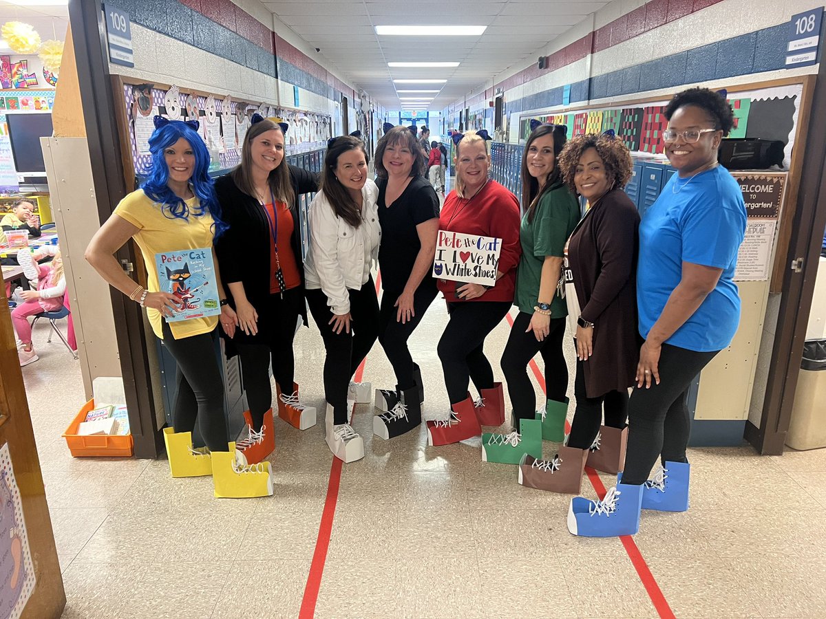 It’s Read across America week! Our Kinder team at ATE rocks with Pete the Cat for book character day!