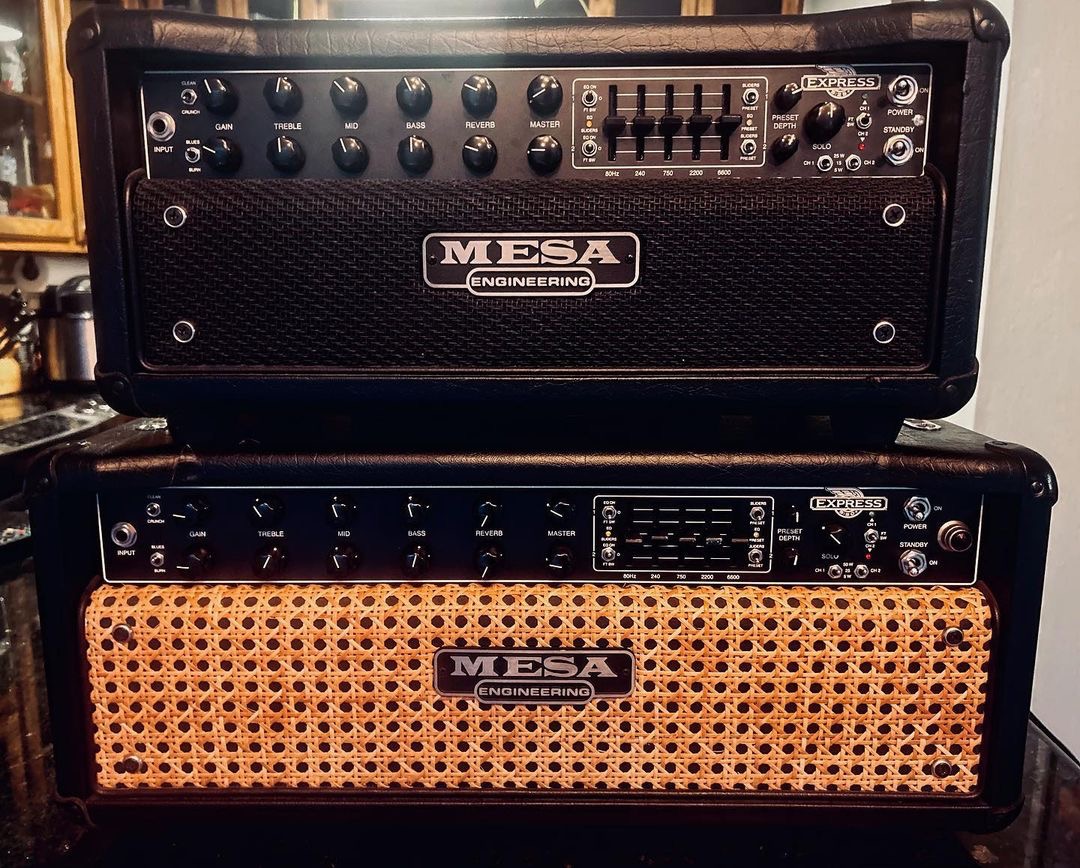 MesaBoogie's tweet image. Who here has owned or played an Express Plus? ✋

Loving this Express 5:25+ and Express 5:50+ rig from @spacetrain_music!

#MesaEngineering #MesaBoogie