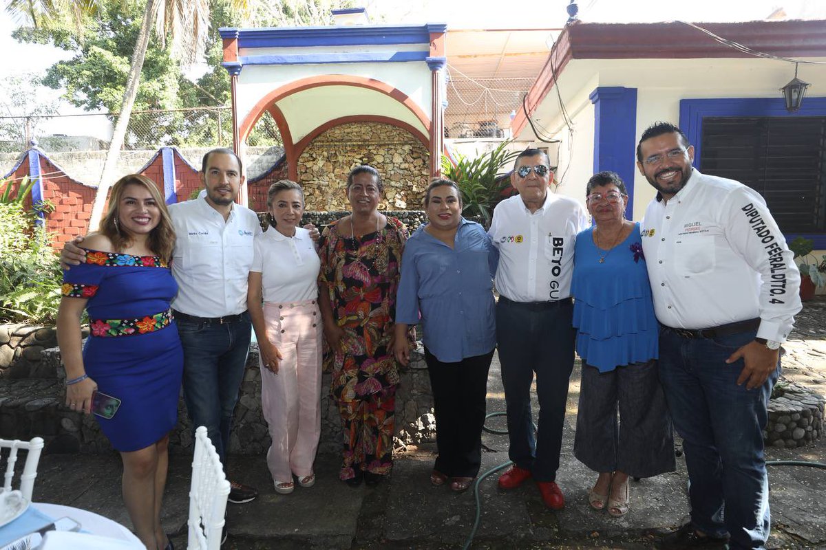 Iniciando el día en Villahermosa Tabasco, con mujeres y hombres listos para corregir el rumbo del estado y demostrar que aquí si tenemos proyecto y perfiles para salir adelante.