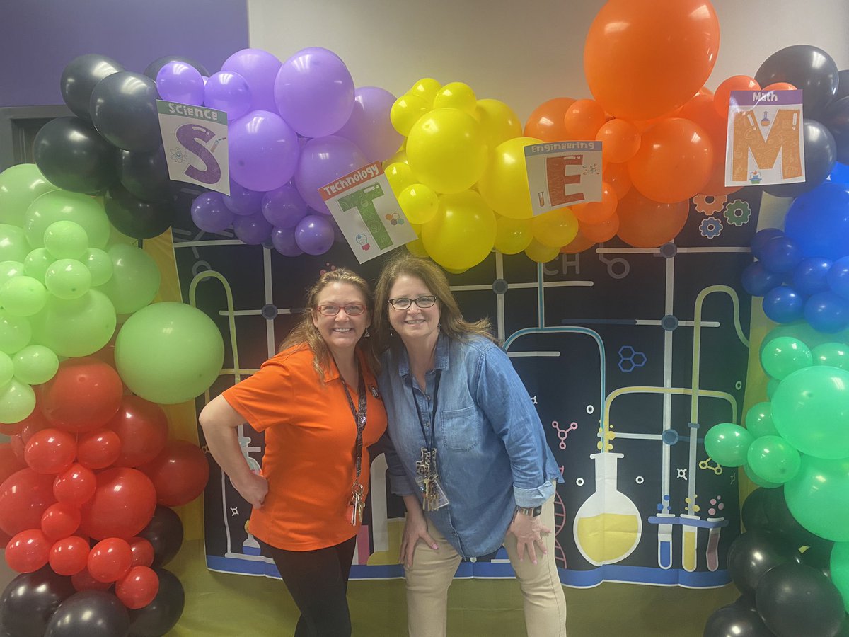 STEM fun at Lomax Elementary!