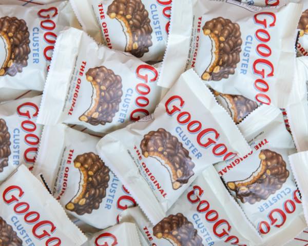 Today is National Peanut Cluster Day. Go get yourself a Goo Goo! They are my favorite. What’s yours? #googoocluster #PeanutClusterDay #happyfriday #weekendfun