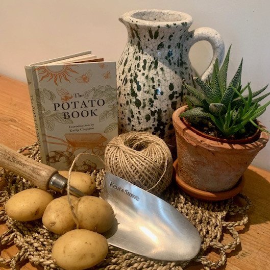 Potatoes are best planted in early spring, so what better time to grab a copy of our newly published The Potato Book, introduced by the wonderfully witty Kathy Clugston. Perfect for veg growers, allotment enthusiasts and spud-lovers everywhere! #potatoes #growyourown #newbooks