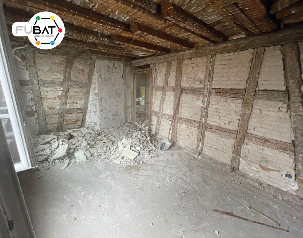 fubat_batiment's tweet image. 🚧🔨 Démolition en cours : avancement du chantier ! 🔨🚧 Nos équipes continuent de travailler avec détermination pour mener à bien ce chantier de démolition 🔨🧰 #sondage #sciage #demolition #curage #desamiantage #sols #plafond #ChantierEnCours #EntrepriseDuBatiment #illkirch