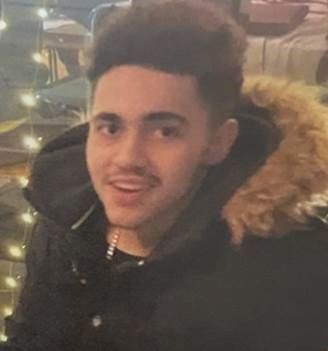 We need your help to find 14-year-old Leon, from Burntwood. He was last seen in the area at 2.40pm yesterday (7 March). He is described as black, of slim build and 5ft 7inch tall with black hair. Call us on 101, quoting 415 of 7 March, or use Live Chat at orlo.uk/Ch9L0