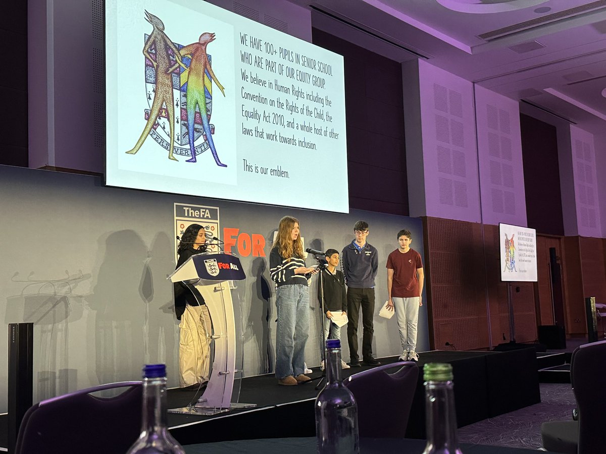 Laura Seth tweet media