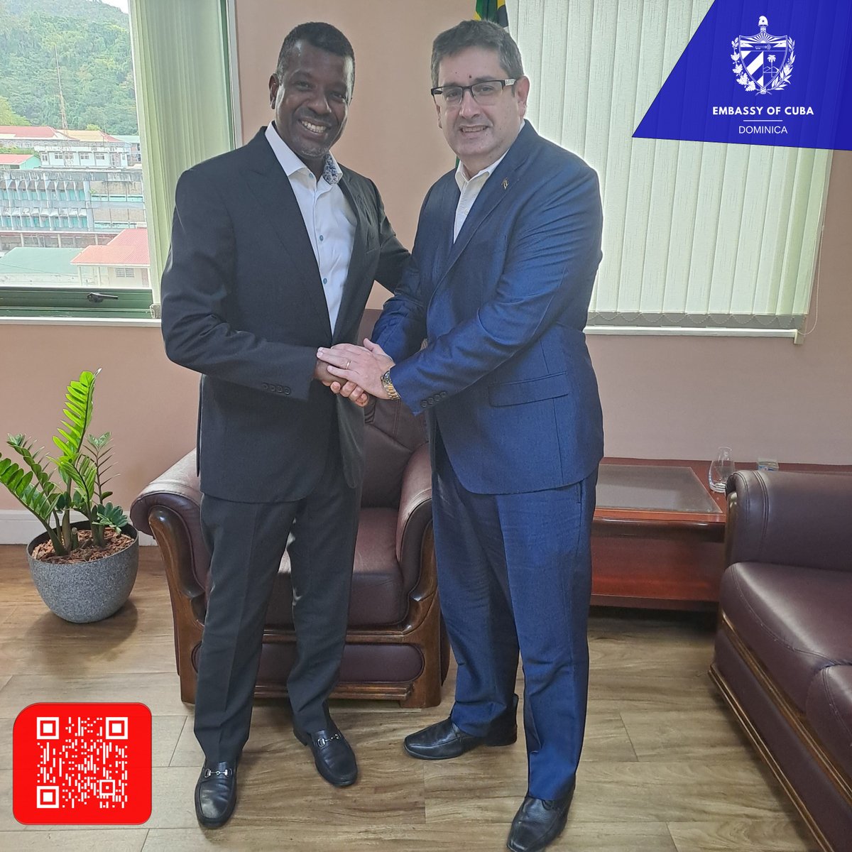 Miguel Fraga 🇨🇺 (@miguel_fraga_79) on Twitter photo My gratitude to the Hon. <a href="/v_henderson1/">Dr. Vince Henderson</a>, Minister for Foreign Affairs, International Business, Trade & Energy of Dominica, for his time and hospitality. Agradecido al ministro de Relaciones Exteriores, Comercio y Energía de Dominica, Vince Henderson, por su tiempo y hospitalidad. My gratitude to the Hon. <a href="/v_henderson1/">Dr. Vince Henderson</a>, Minister for Foreign Affairs, International Business, Trade & Energy of Dominica, for his time and hospitality. Agradecido al ministro de Relaciones Exteriores, Comercio y Energía de Dominica, Vince Henderson, por su tiempo y hospitalidad.