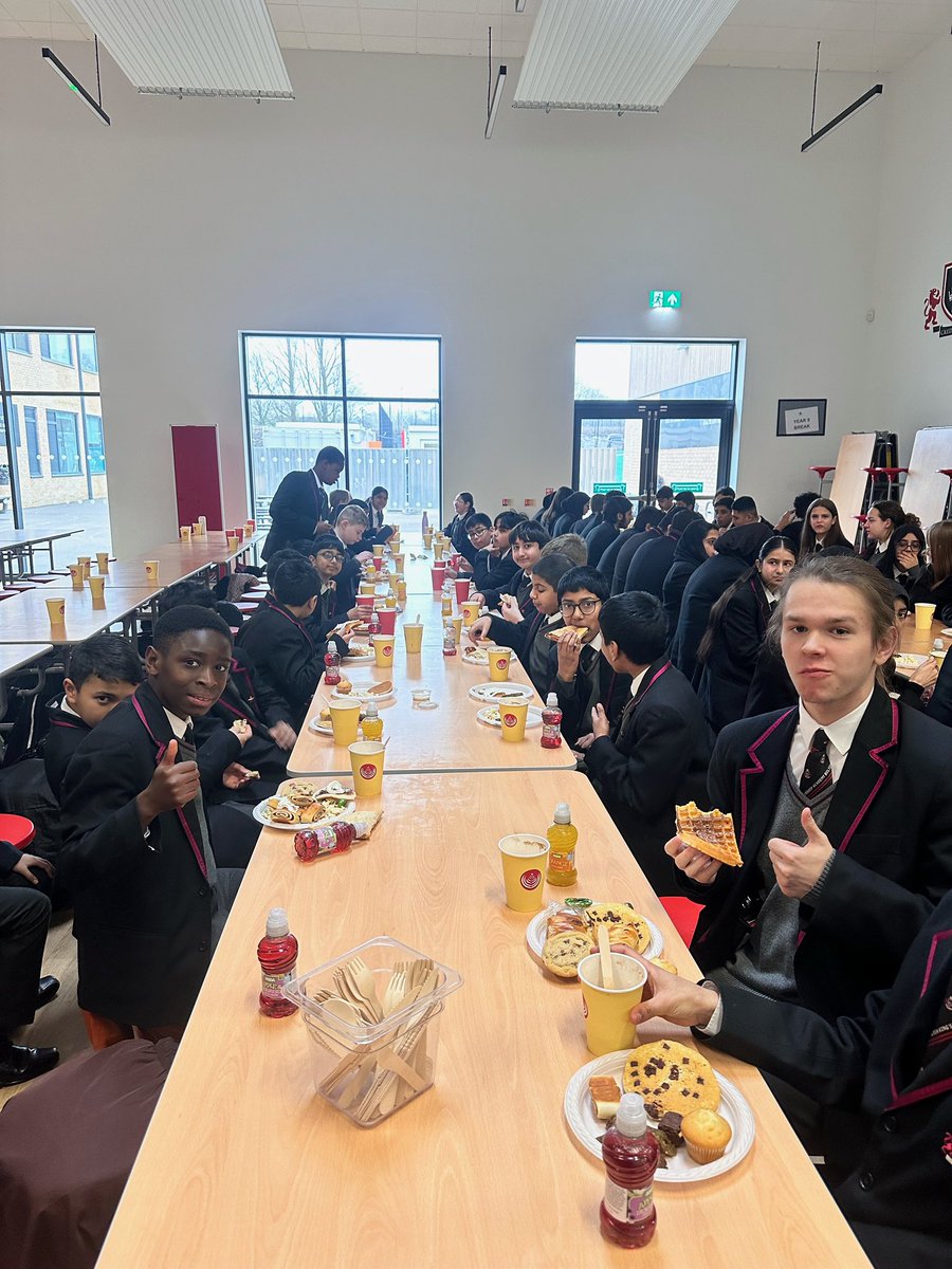 At Kings we recognise those pupils who strive to achieve day in, day out. Today we treated our students who achieved highest number of positive points with a rewards breakfast. All students throughly enjoyed it. Well done for your hard work #credimus #aspiration #achievement