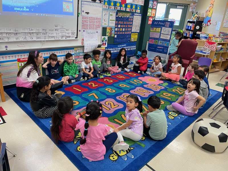 Ashley Granados (@mrsgteachwithme) on Twitter photo HUGE thank you to <a href="/teresadeleon527/">Teresa De Leon</a> for showing your students some wordless videos for #SELday — you are such a shining star <a href="/NISDCarnahan/">Carnahan Elementary</a> ⭐️ HUGE thank you to <a href="/teresadeleon527/">Teresa De Leon</a> for showing your students some wordless videos for #SELday — you are such a shining star <a href="/NISDCarnahan/">Carnahan Elementary</a> ⭐️