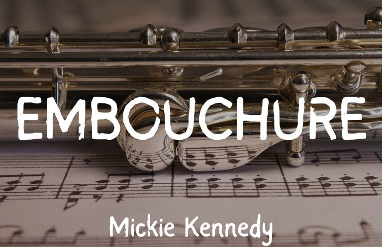 'My tongue / glistens I think it’s crying every tastebud / a tear duct every tooth a tuning fork' Check out this week's musical and anatomical #newvociespoem by Mickie Kennedy. buff.ly/3Iotq6D #frontierpoetry #poetry #poem #emergingpoet