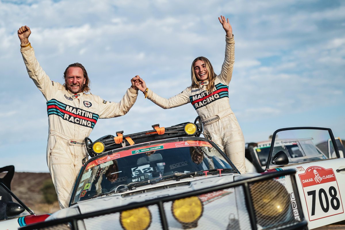 dakar's tweet photo. Classic cars, modern thrills! 😍 #DakarClassic #Dakar2024 https://t.co/Yfol7FDq2i