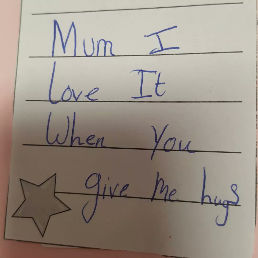 We created some lovely pictures and cards to give to our Mums on Mother's Day at today's Family Fun session. Don't forget to make sure you thank all the fabulous females who care for you on Sunday. #familyhubs #family #kingshurst #mothersday #Mothersday2024 #motheringsunday