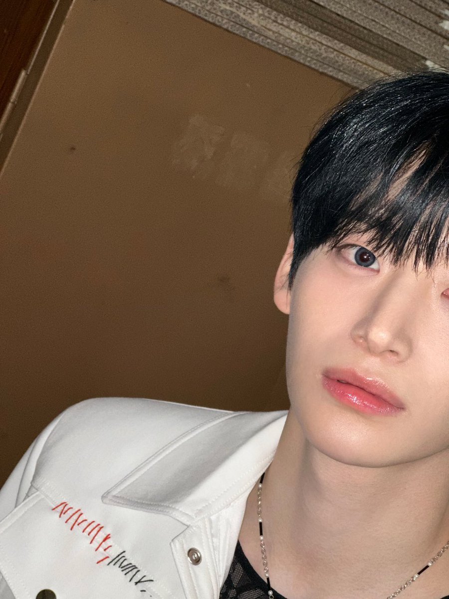 앙앙울다
나한텐정모가큰선물이야
😭😭😭😭😭😭😭😭