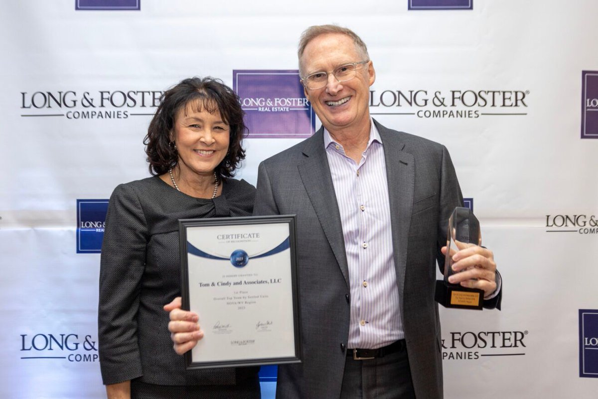 Tom Pietsch received the award on behalf of Tom & Cindy and Associates for Top Listing Team in the Northern Virginia/West Virginia region from Jackie Thiel, President of Long & Foster Real Estate! 🏡

#longandfoster #tomandcindyhomes #realestate