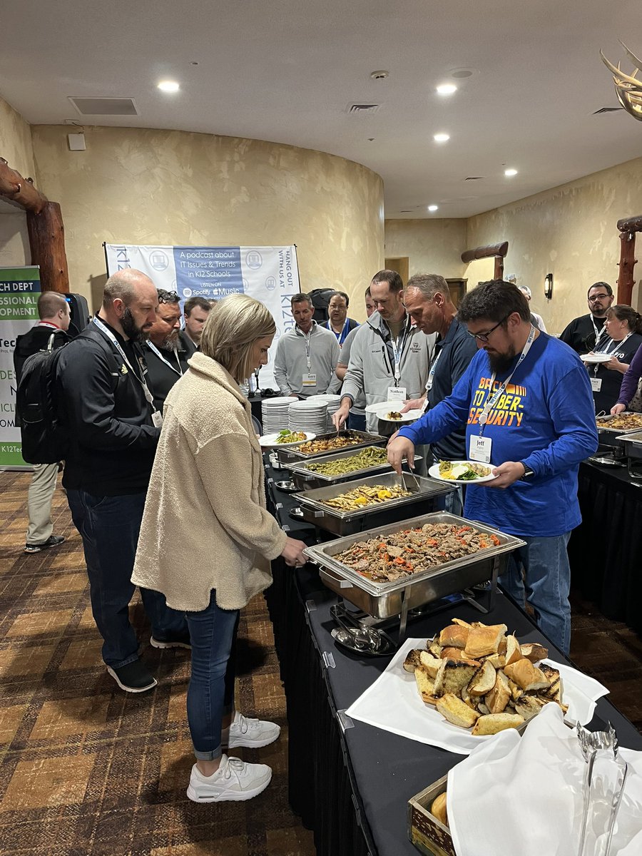 MidwestTechTalk's tweet image. Lunch is ready! #mwttsecurity #MWTT24