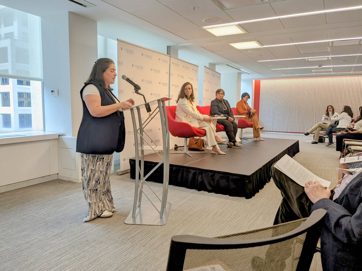 Caroline Cowen (@cccowen) on Twitter photo 