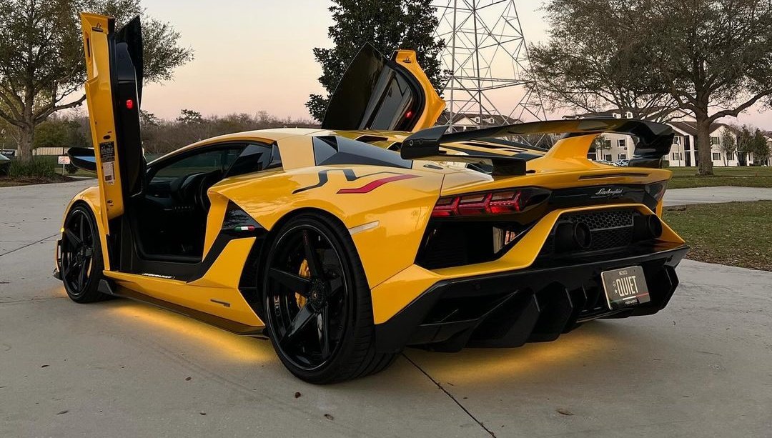 DailyLamboTM's tweet photo. Lamborghini Aventador SVJ 💫 https://t.co/ihuzUDMj7h