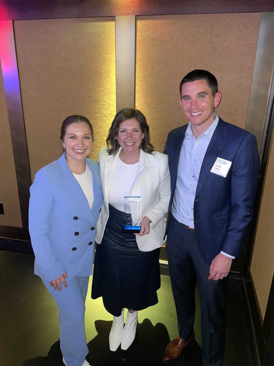 Congratulations to @AllieEngelken, an absolute force leading the Broncos’ community impact efforts, on her 40 under 40 @denbizjournal honor last night! And thanks to @meganboyle18 for highlighting Allie’s outstanding leadership within the organization, league & community.