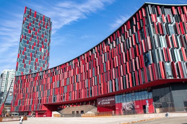 Manutd_addicts's tweet image. 🚨🚨🚨

BREAKING:

Manchester United plans to construct a hotel within the stadium to fund the new project. Imagine the incredible views for match-going fans! 🌌 #ManchesterUnited #StadiumDevelopment #MUFC