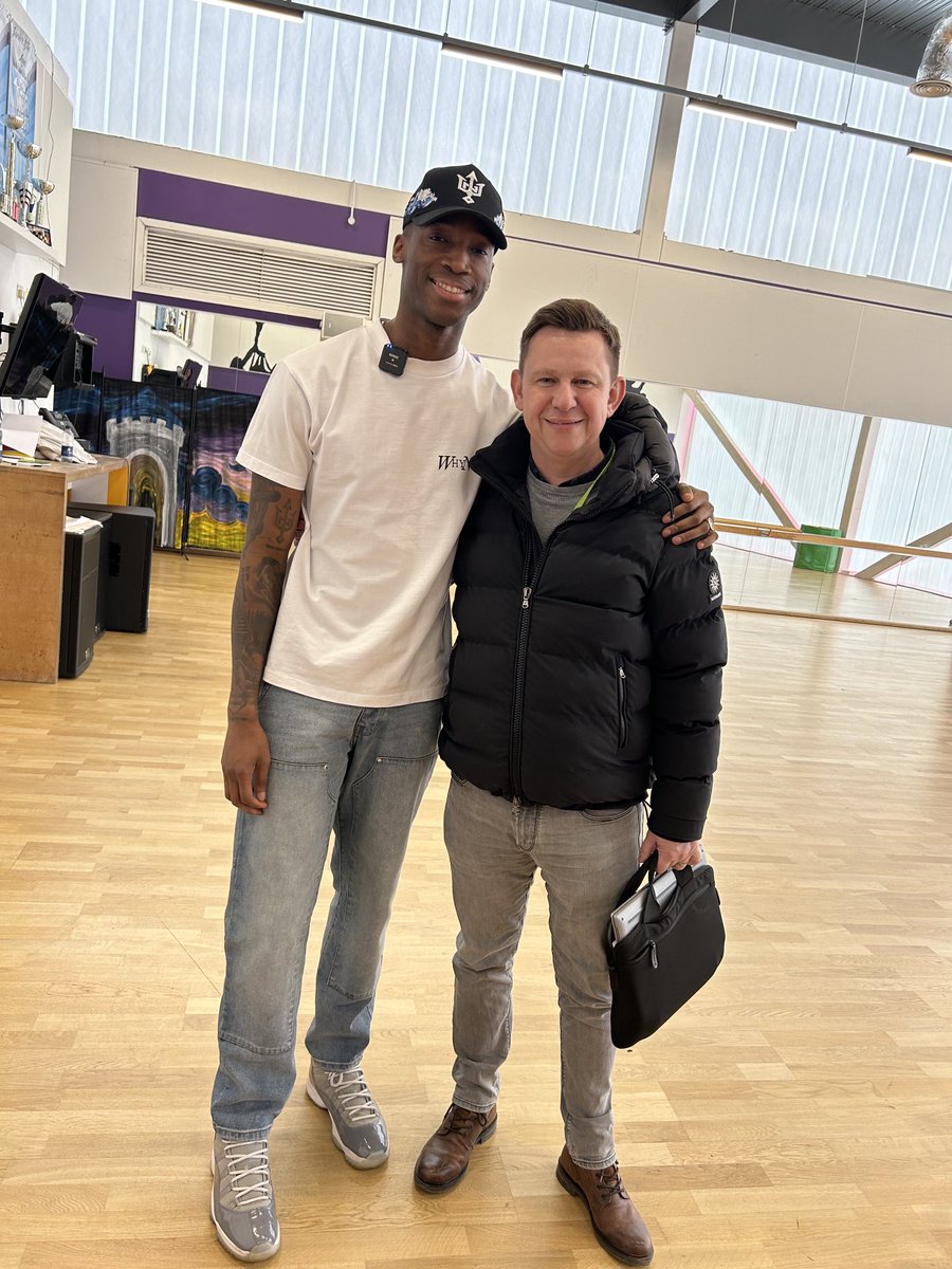 Mike Blower (@mikeblower) on Twitter photo Great to meet <a href="/Keezus4/">Kofi Josephs</a> today & hear his inspirational story shared with Wigan young people. Helping them to build resilience & positive identities. #beyoubeinspirational <a href="/WiganCouncil/">Wigan Council</a> <a href="/WiganYouthZone/">Wigan Youth Zone</a> <a href="/GM_VRU/">Greater Manchester Violence Reduction Unit</a> Great to meet <a href="/Keezus4/">Kofi Josephs</a> today & hear his inspirational story shared with Wigan young people. Helping them to build resilience & positive identities. #beyoubeinspirational <a href="/WiganCouncil/">Wigan Council</a> <a href="/WiganYouthZone/">Wigan Youth Zone</a> <a href="/GM_VRU/">Greater Manchester Violence Reduction Unit</a>