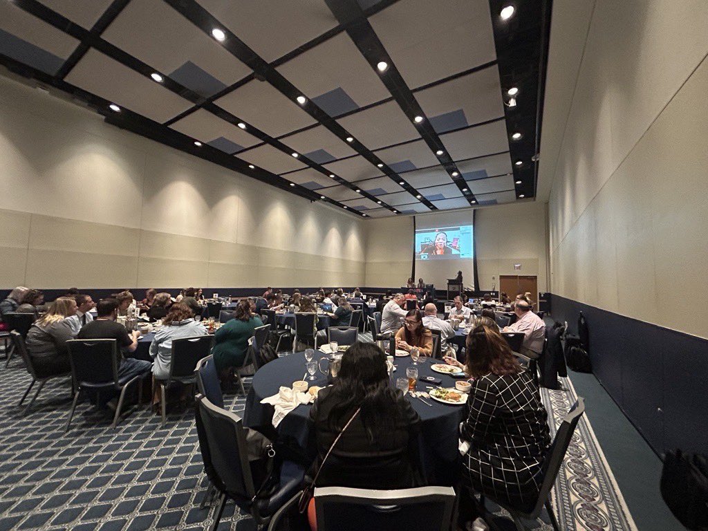 Wrapping up the #pensprasymposium with a panel discussion about how to respond when a crisis goes national. Thanks to our panelists for leading this informative conversation!