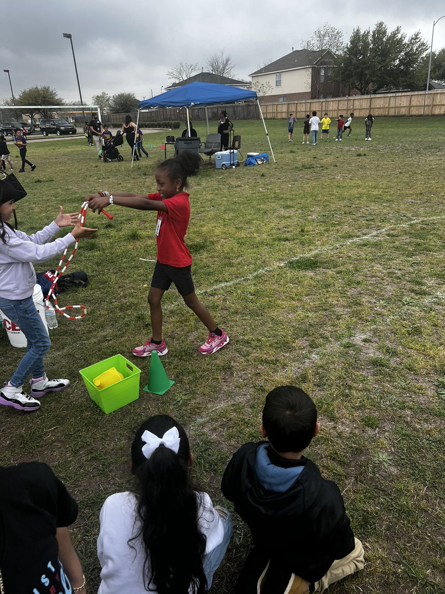 Elizabeth Muñoz tweet media