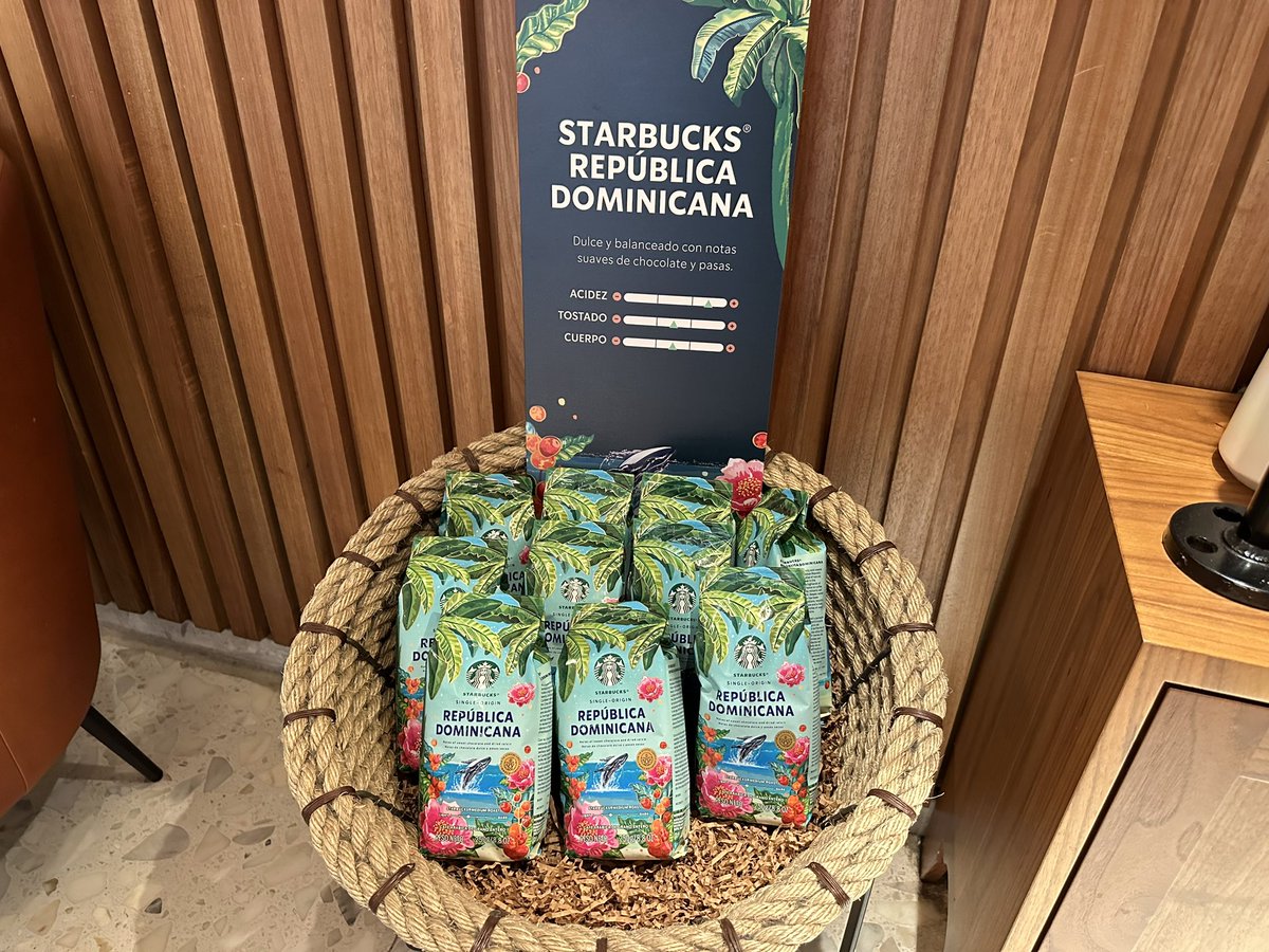 ドミニカ🇩🇴のスターバックス ご当地マグカップはドミニカ共和国と