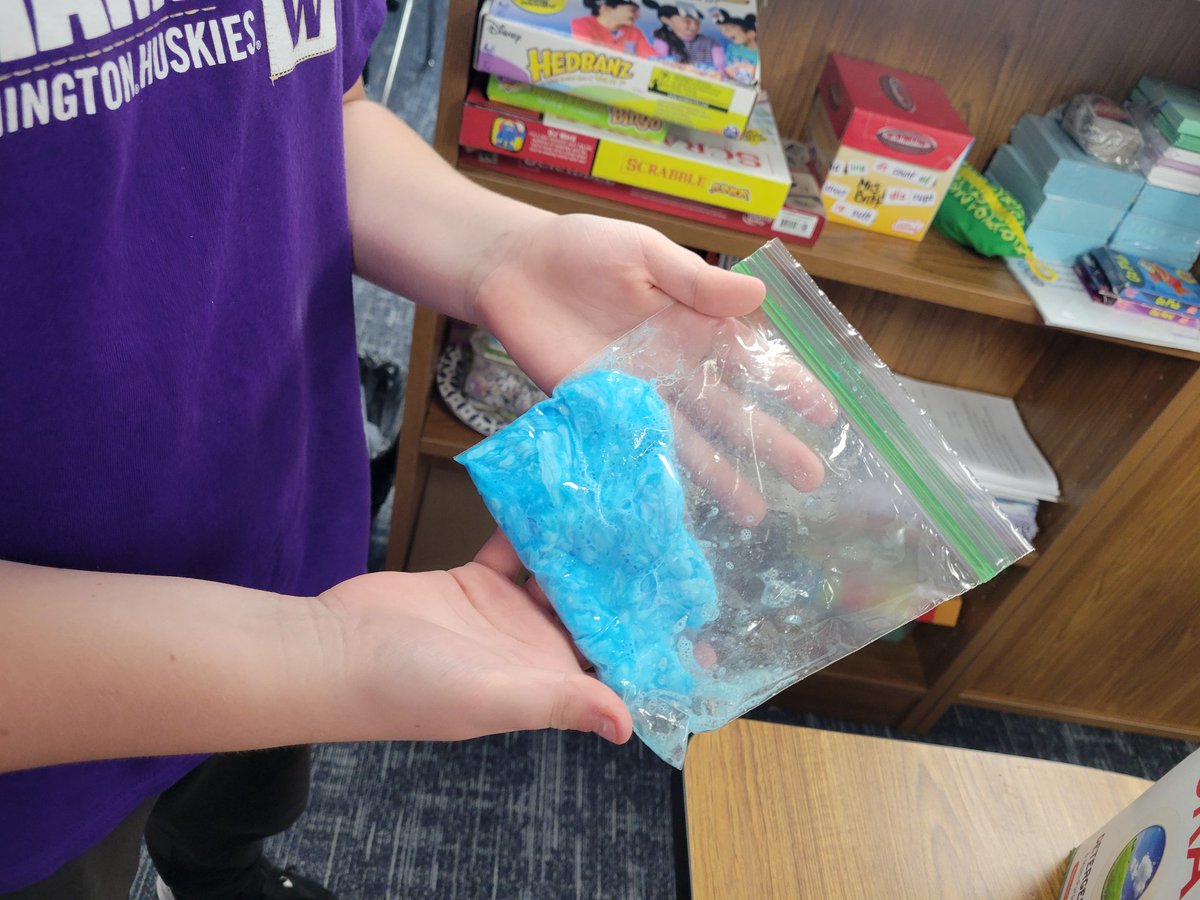 Sending huskies off for Spring Break with homemade slime!  #procerduraltext #decoding <a href="/ms_nicolevarga/">Nicole Varga</a> <a href="/SheenaT57547146/">Sheena T</a> <a href="/BYoungHJH/">Brent Youngblood</a> <a href="/HaskettJH/">Haskett Junior High</a> #wearehaskett
