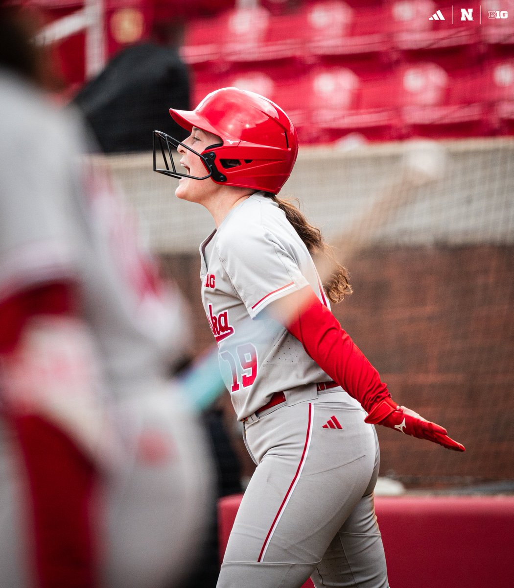 HuskerSoftball's tweet photo. Found a way. 💪 https://t.co/fW1fPO79C7
