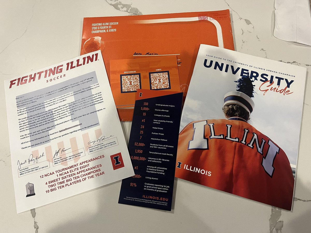 Best surprise ever!!! Thank you <a href="/IlliniSoccer/">Illinois Soccer</a> for the mail! Hopefully I can come back to campus soon! Go Illini!! @IlliniFreeman <a href="/sjprudhomme18/">Sammy Jo Prudhomme</a> 
<a href="/TopDrawerSoccer/">TopDrawerSoccer</a> <a href="/ImYouthSoccer/">ECNL/GA/Recruiting/College Soccer</a>