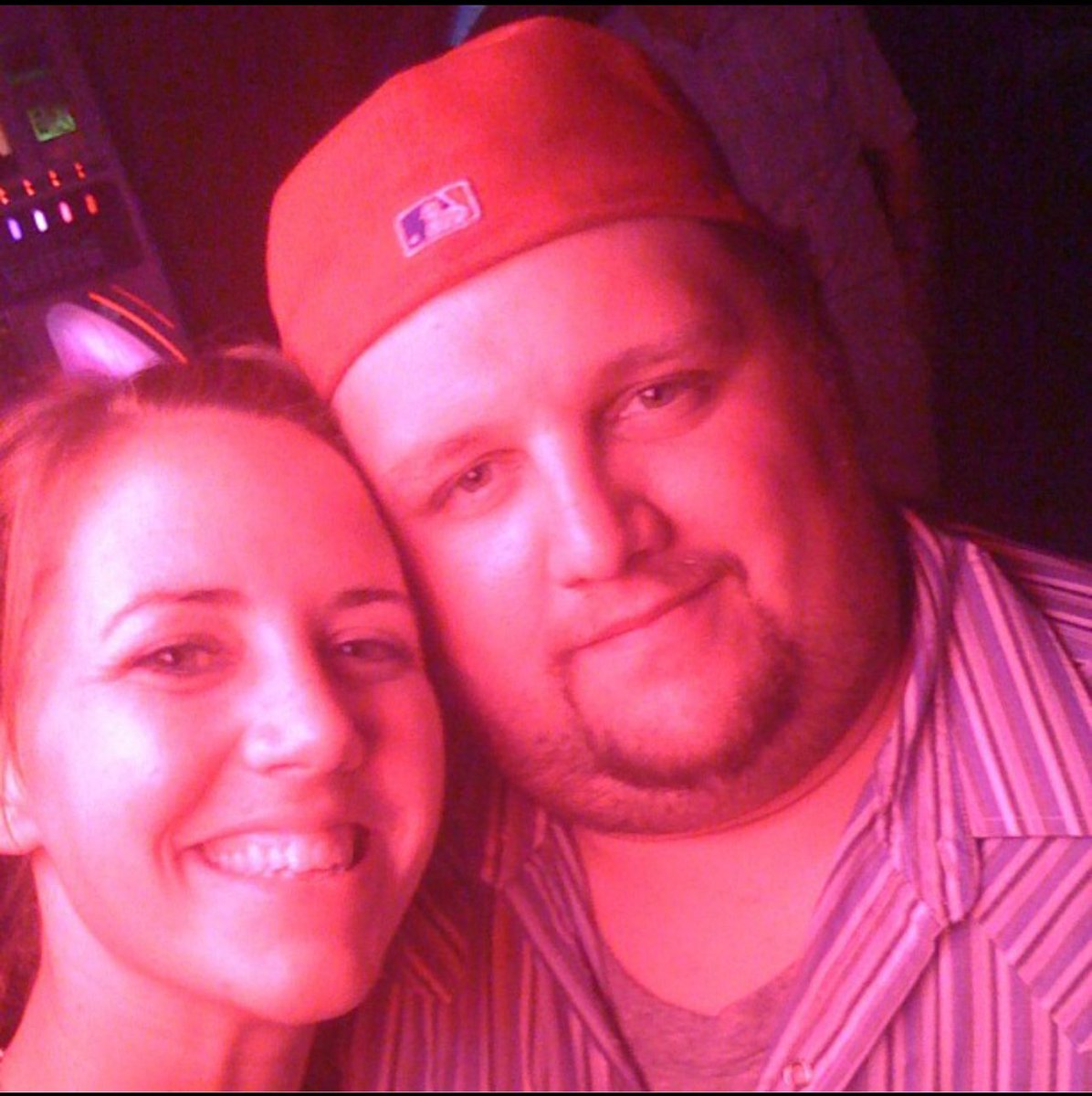 RossCross85's tweet photo. Just heard @jamielinwilson on @SunRadioTX and it took me back to when I met her at Crow Bar in Austin during #SXSW probably 12 years ago. Loved hearing you play some tunes on the radio today! You’re awesome https://t.co/2s2WCQ45kw
