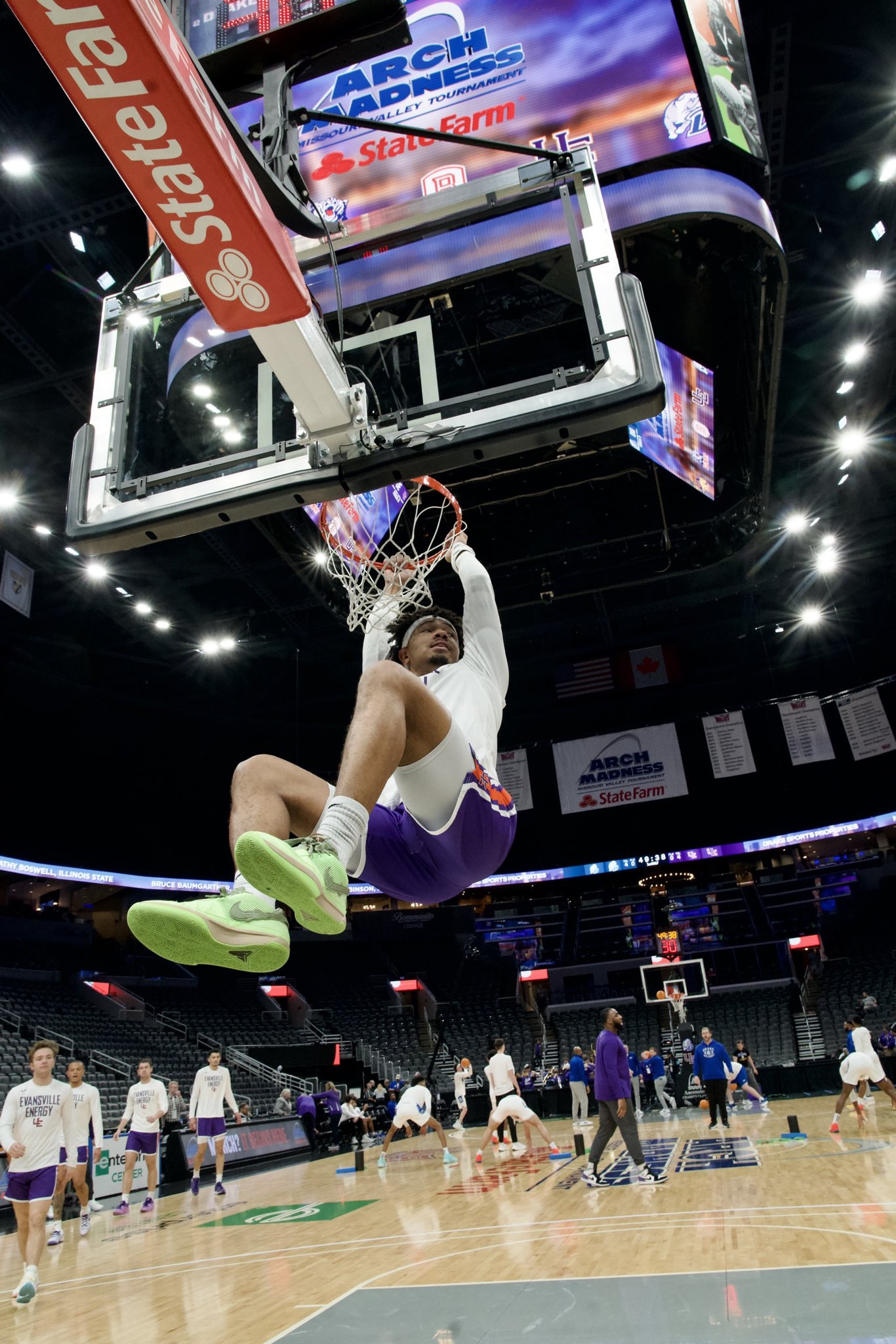 Evansville basketball sale