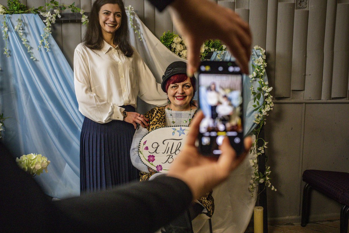 BogdanTimura's tweet photo. Today we visited a church in Kherson, where there was a March 8 celebration for women. Such events are a rarity for civilians here. Today the artillery was beating very tightly in the city center, but this did not prevent it from spoiling this wonderful holiday. 
📸@Gmb09072504 https://t.co/lAyZ4eqTqO
