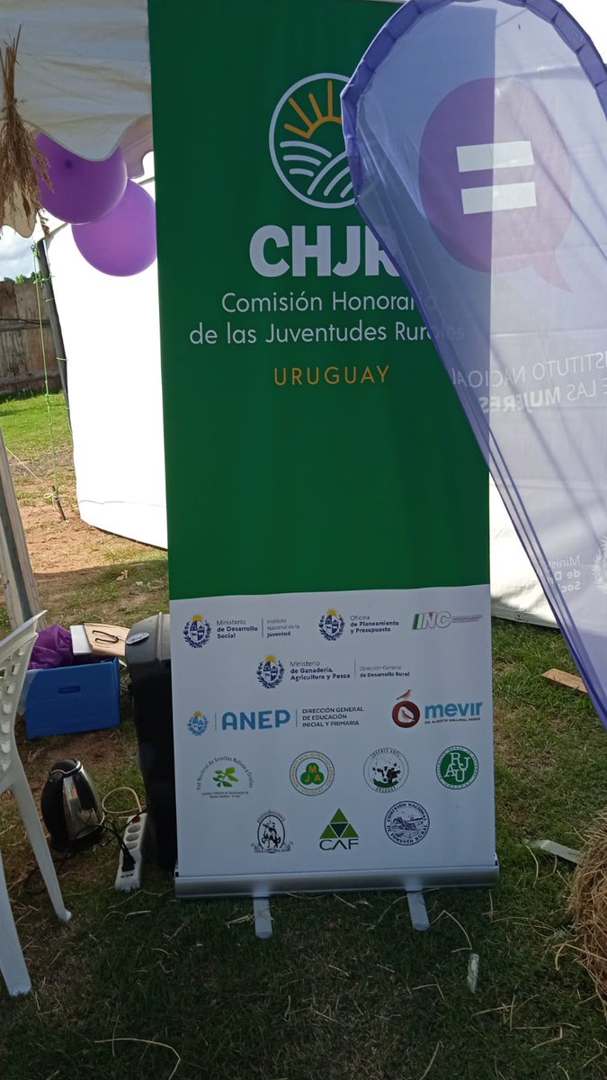 MercedesYacosa's tweet photo. Felicitaciones a la Comisión Honoraria de las Juventud Rurales por su primera participación en La Patria Gaucha!. https://t.co/6EsbHxOcMk