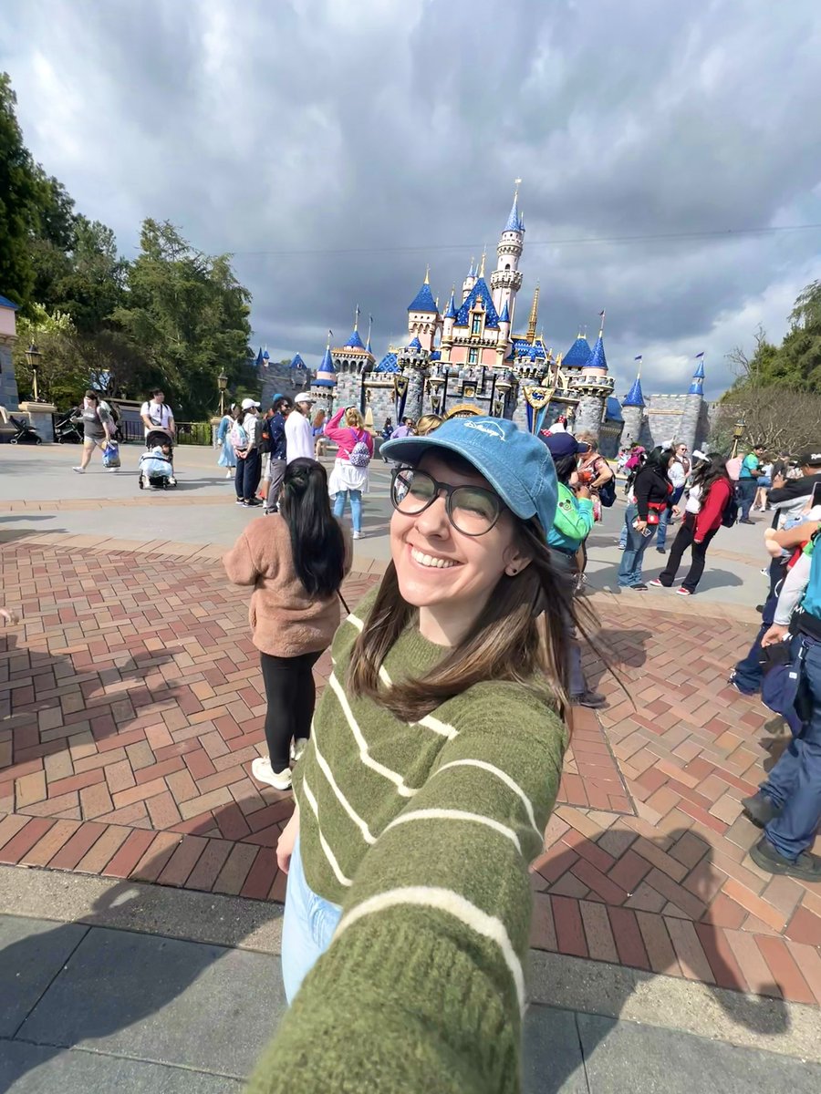 ✨ I’M CELEBRATING ✨ being the new senior manager, editorial for disney parks blog dot com