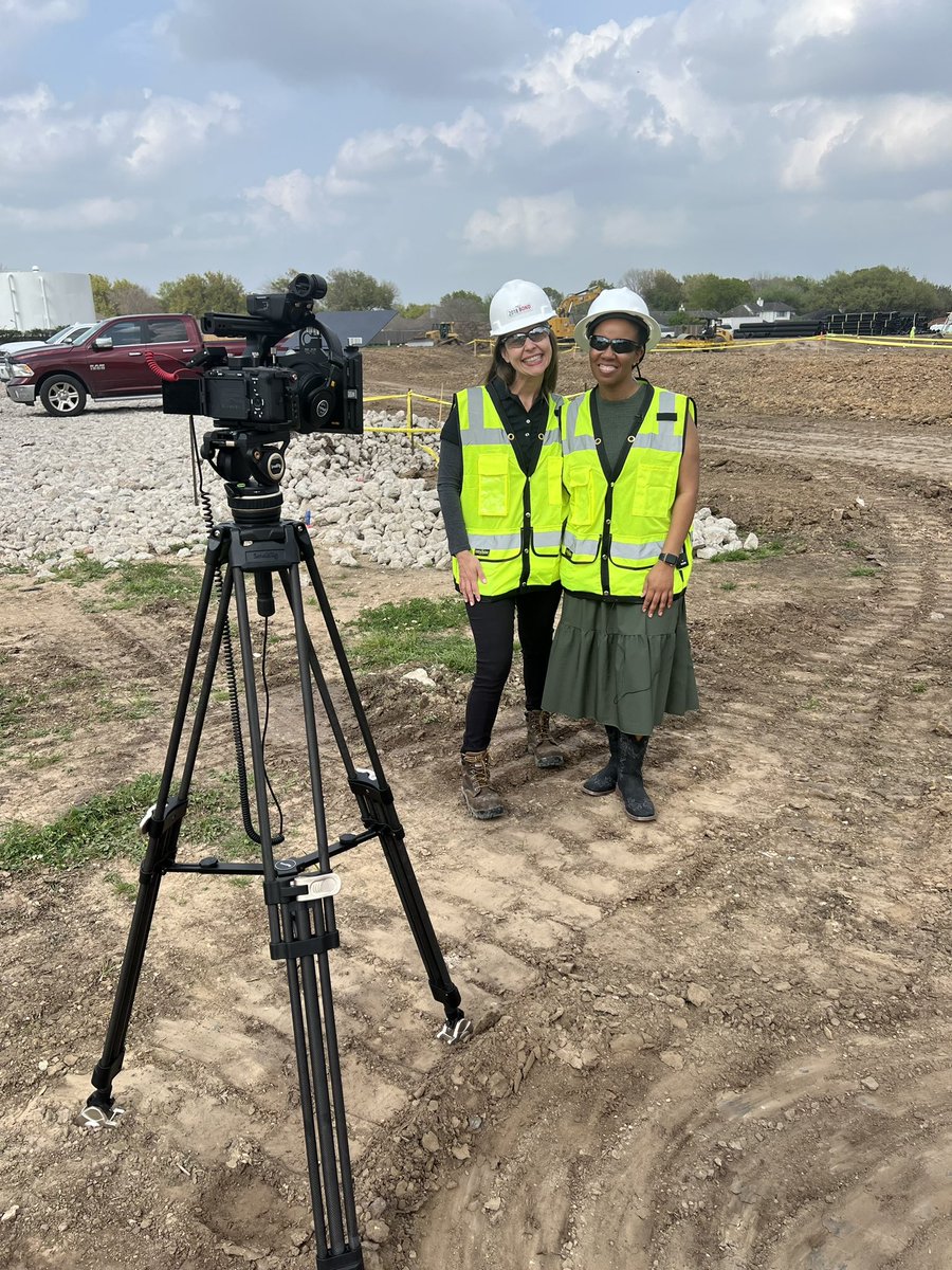 I love that I had the opportunity to meet Ms. Mariana as we checked out the progress of our new school building. I also love seeing the work take place for our MBGE community. #WomenEmpowerment #WomenInConstructionWeek #WomenHistoryMonth <a href="/FortBendISD/">Fort Bend ISD</a> <a href="/MBGE_Gators/">Mission Bend Glen Elementary</a>