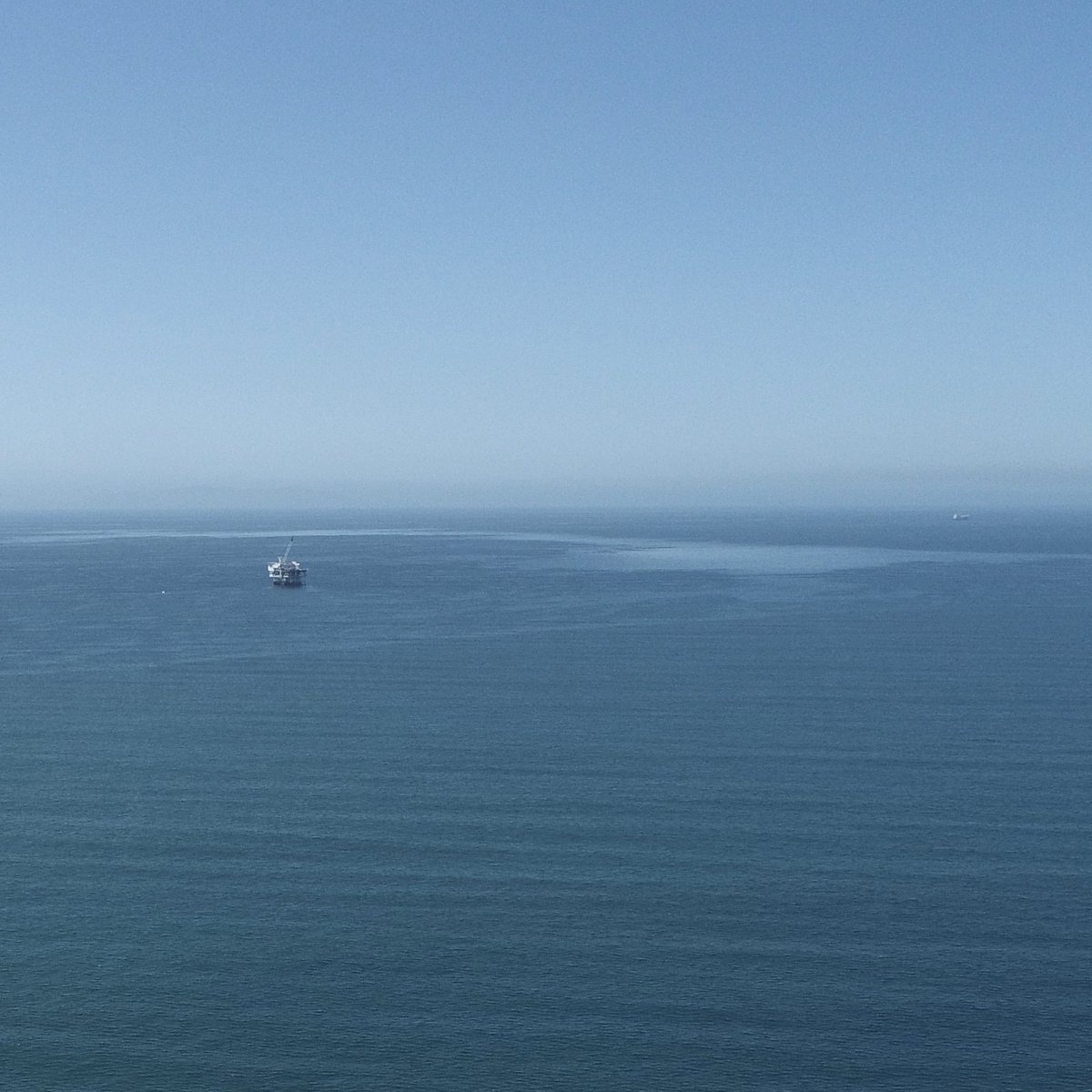 CAStateParksOC (@castateparksoc) on Twitter photo An #oilspill has been reported off the coast of #HuntingtonBeach
#Huntington SB and #BolsaChica SB are not impacted and are not anticipated to close. #CAStateParks will continue monitoring the situation closely with <a href="/USCG/">U.S. Coast Guard</a> <a href="/CalSpillWatch/">CDFW Spill Prevention & Response</a> & <a href="/OCSheriff/">OC Sheriff, CA</a>
Press release at link in bio An #oilspill has been reported off the coast of #HuntingtonBeach
#Huntington SB and #BolsaChica SB are not impacted and are not anticipated to close. #CAStateParks will continue monitoring the situation closely with <a href="/USCG/">U.S. Coast Guard</a> <a href="/CalSpillWatch/">CDFW Spill Prevention & Response</a> & <a href="/OCSheriff/">OC Sheriff, CA</a>
Press release at link in bio
