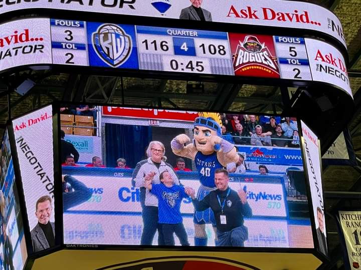 Kevin Kingsley tweet media