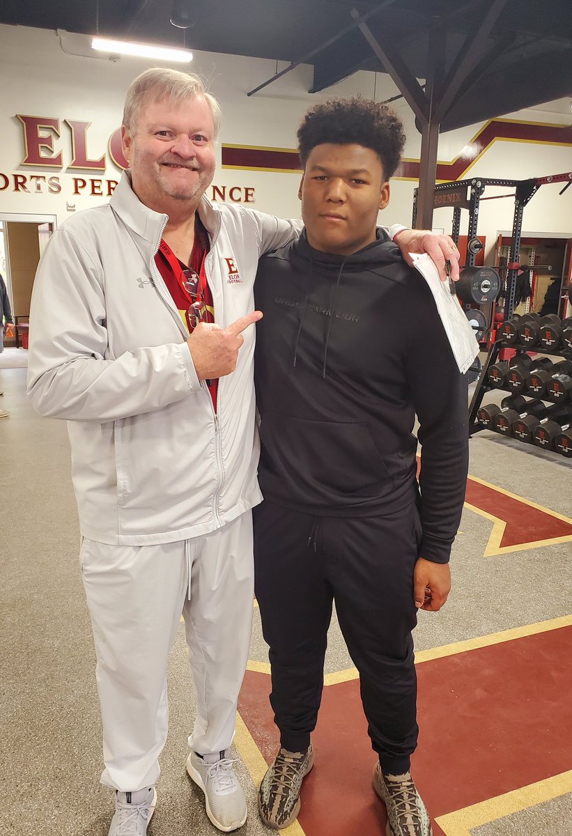 earthquakelarue's tweet image. Got to visit campus &amp;amp; watch @ElonFootball spring practice. Thanks @CappsHal, coaches &amp;amp; players for the hospitality. #springbreaktour #TheBestIsYet2Come #StayFocused @MDC_LaRue @maneward4u