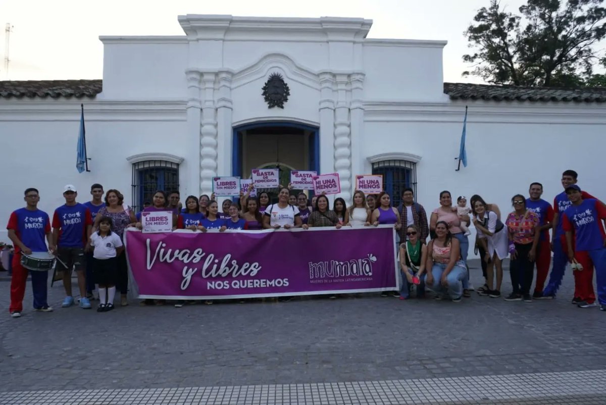 MuMaLaTuc's tweet photo. 💜 8 de Marzo: Dia Internacional de las Mujeres 💜

✊🏾Marzo es un mes especial, se conmemora en el mundo  el Día de las Mujeres, rememoramos y reivindicamos sus orígenes, y apostamos a construir una sociedad mas justa y equitativa 

#8DeMarzo #DiaDeLasMujeres
#SomosResistencia https://t.co/8GGgmBvDA4