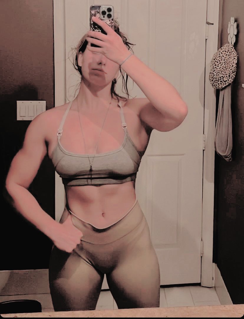 ᅠ
ᅠ
ᅠ
ᅠ

           i ' m   horny  —
           sooo  . .  ♡   for   a
           dick   pic   .ᐣ  🤭

           (  dms  .   )

ᅠ
ᅠ
ᅠ