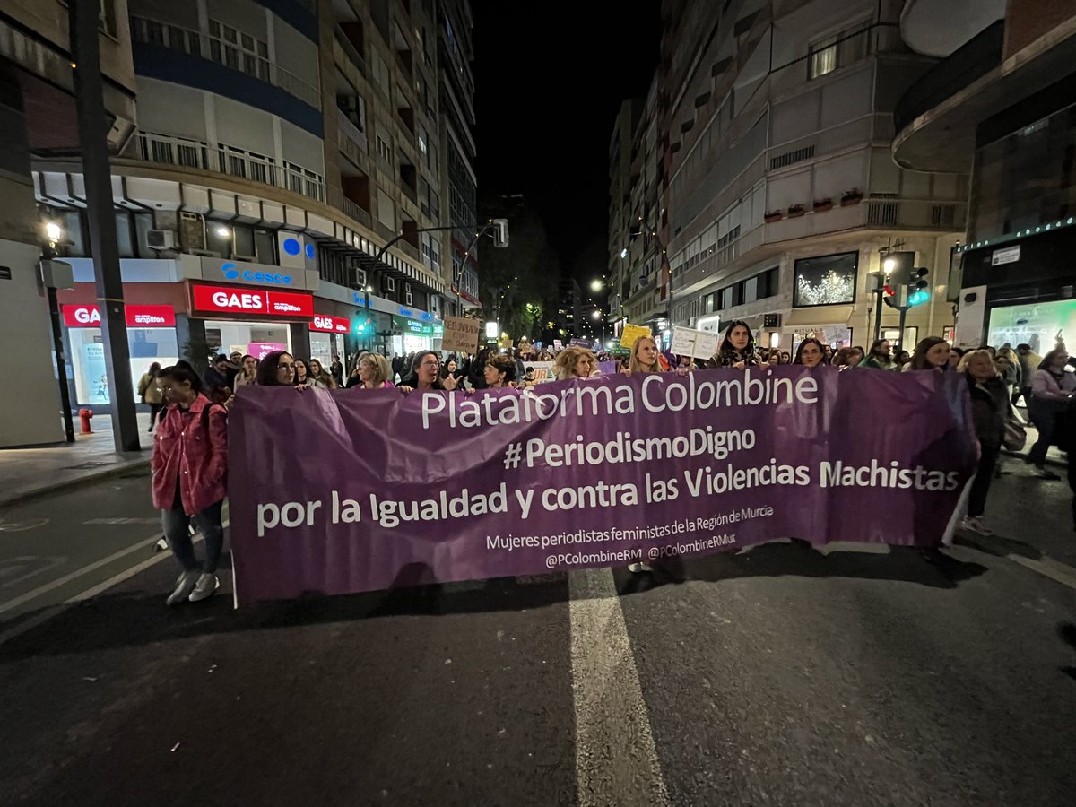 PColombineRM's tweet photo. Un año más, nos unimos al #8M, porque periodismo y feminismo siempre van de la mano https://t.co/vXk4pxbaBf